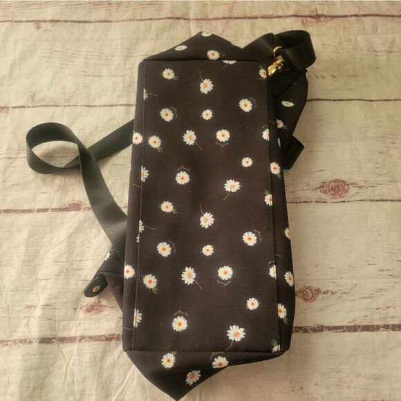 Alice + Olivia Daisy Canvas Duffle Bag - Picture 4 of 9